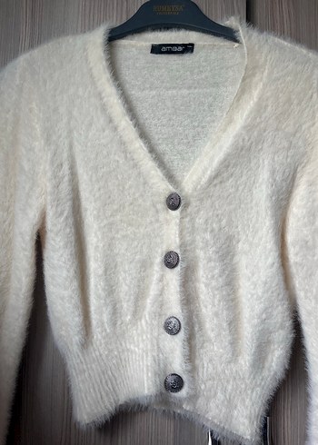 Düğmeli Beyaz Midi Kadın Hırka - Görsel 3