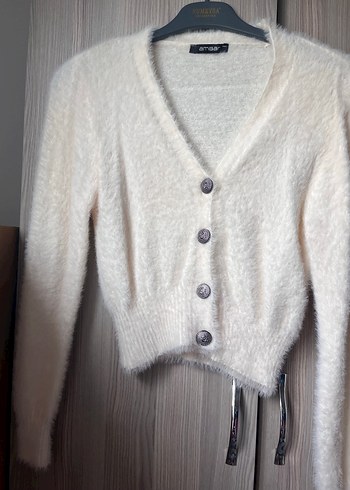 Düğmeli Beyaz Midi Kadın Hırka - Görsel 4