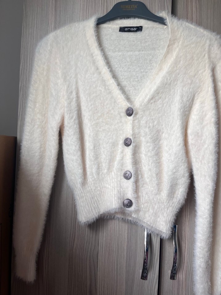 Düğmeli Beyaz Midi Kadın Hırka - Görsel 4