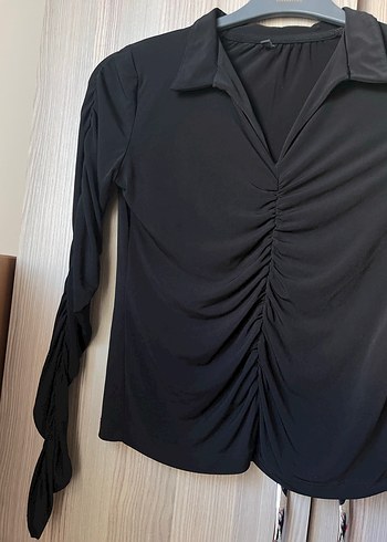 Kadın Siyah Uzun Kollu Pilili V Yaka Bluz - Görsel 2