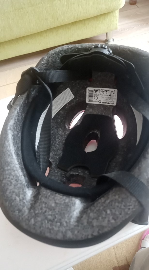 Kırmızı Çocuk Bisiklet Kaskı Velcro Bantlı - Görsel 5