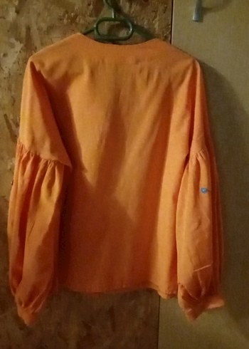 Turuncu V Yaka Düğmeli Kadın Keten Gömlek - Görsel 4