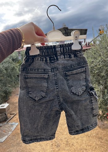 Erkek Gri Batik Desenli Kot Şort - Görsel 2