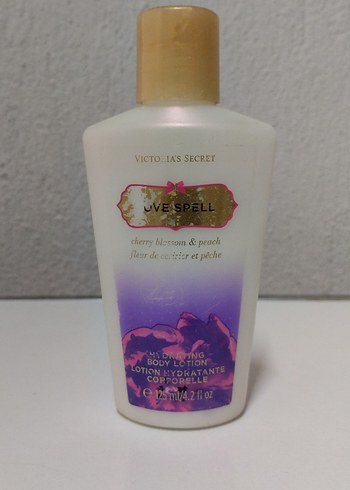 Victoria's Secret love Spell Vücut Losyonu 125 ml