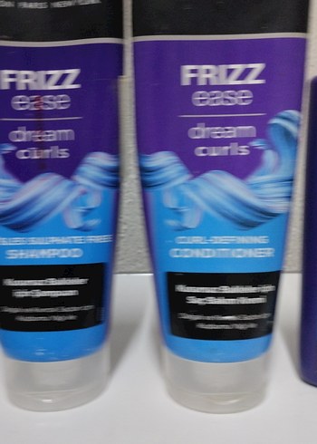 Diğer John Frieda Frizz Ease Bukle Belirginleştirici Set