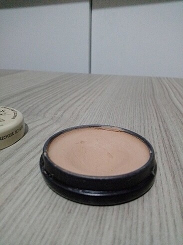 Beden Renk The balm anne t.dotes kapatıcı