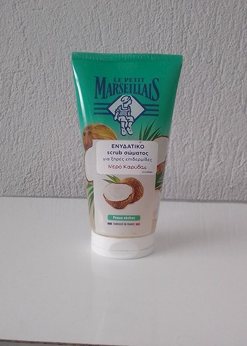 Le Petit Marseillais Hindistan Cevizi Vücut Scrub