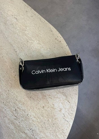 Calvin Klein Bordo Parlak Deri Calvin Klein Jeans Kadın Çanta