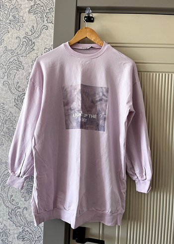Uzun Kollu Mor Bağlama Desenli Sweatshirt