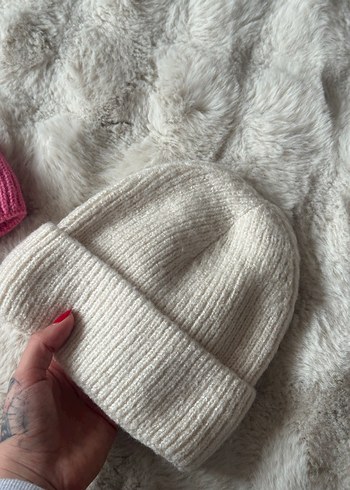 Kadın Beyaz Örgü Bere - Görsel 2