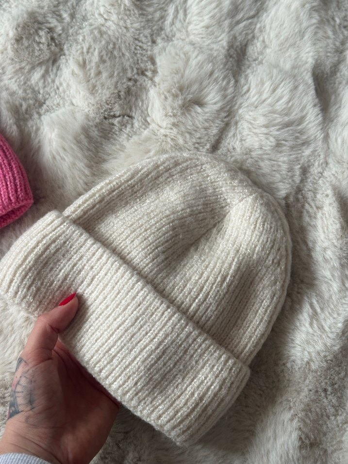 Kadın Beyaz Örgü Bere - Görsel 2