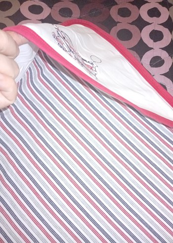 kırmızı Çizgili Pamuklu Çocuk Battaniyesi - Görsel 2