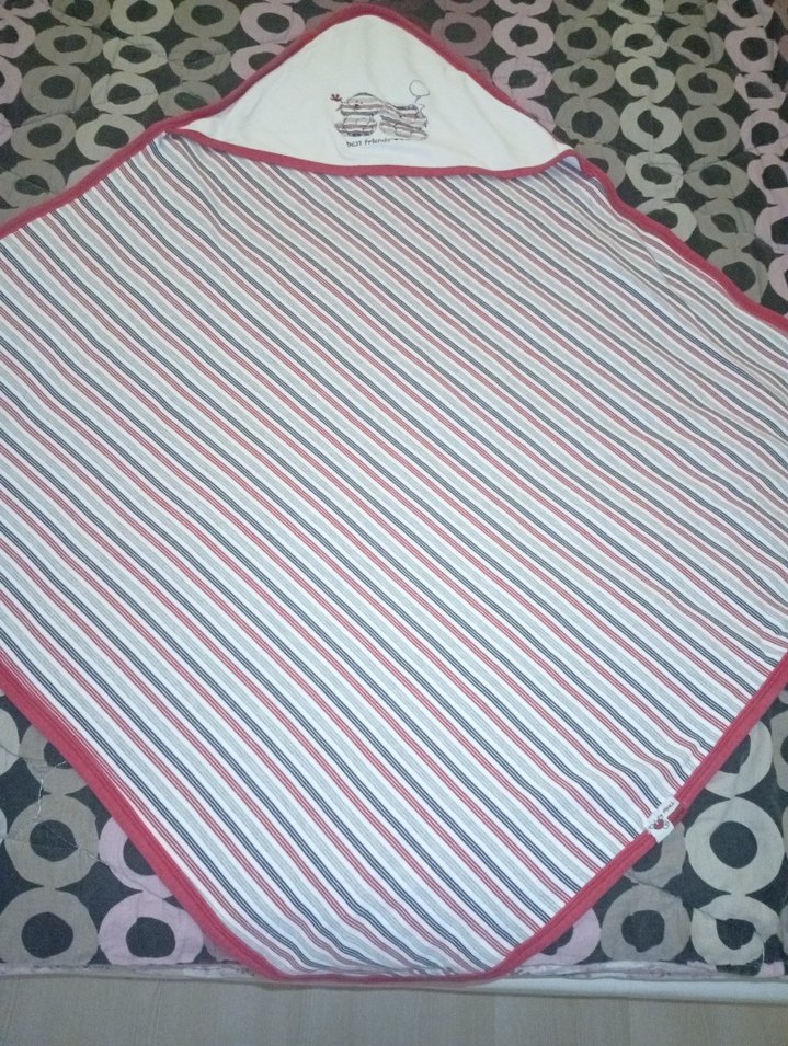 kırmızı Çizgili Pamuklu Çocuk Battaniyesi - Görsel 3