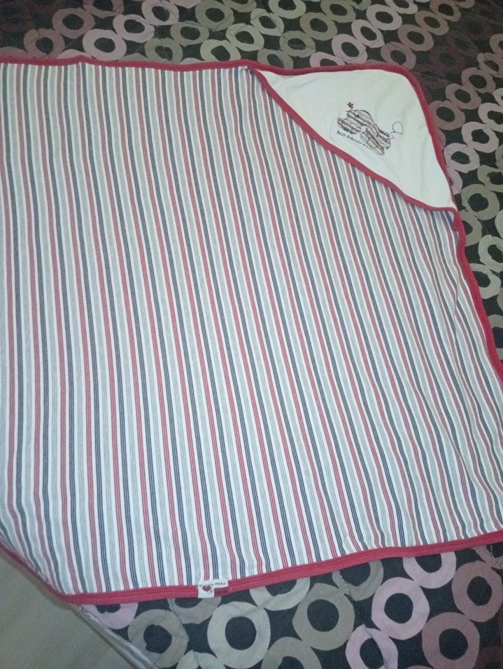 kırmızı Çizgili Pamuklu Çocuk Battaniyesi - Görsel 4