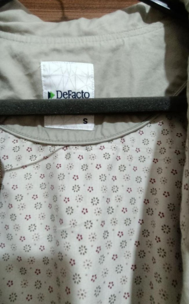 Bej Düğmeli Uzun Kollu Kadın trençkot - Görsel 4