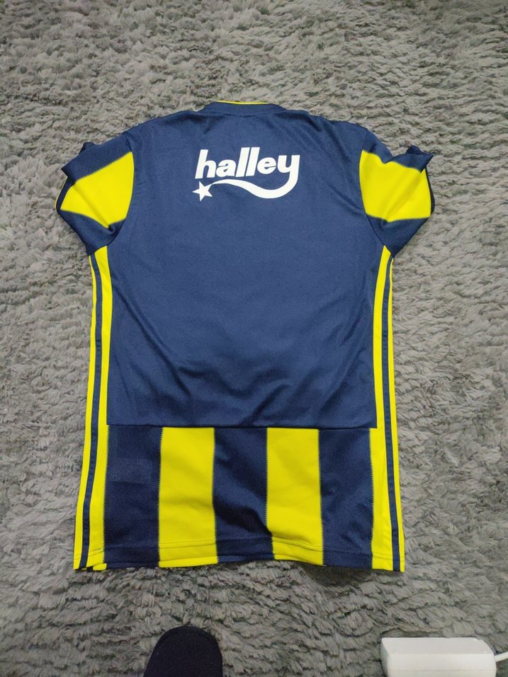 2018 Yılına ait ORJİNAL Fenerbahçe Forma - Görsel 4