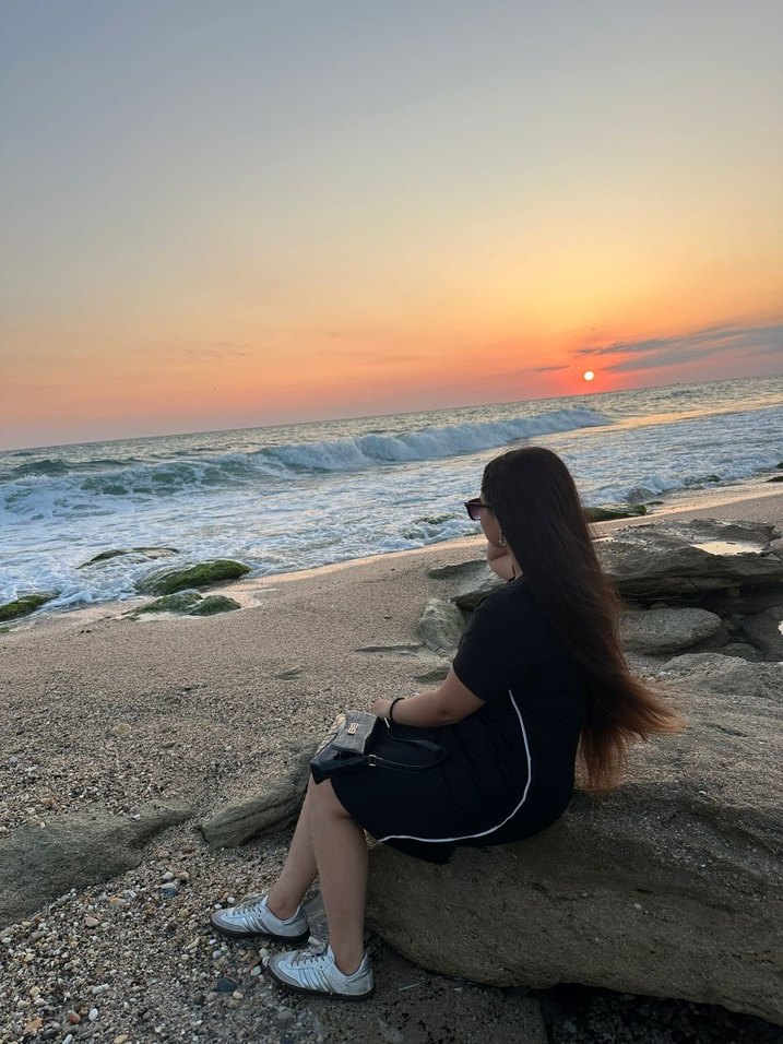 Siyah Midi Kadın Elbise, Kısa Kollu, Yüksek Yaka - Görsel 2