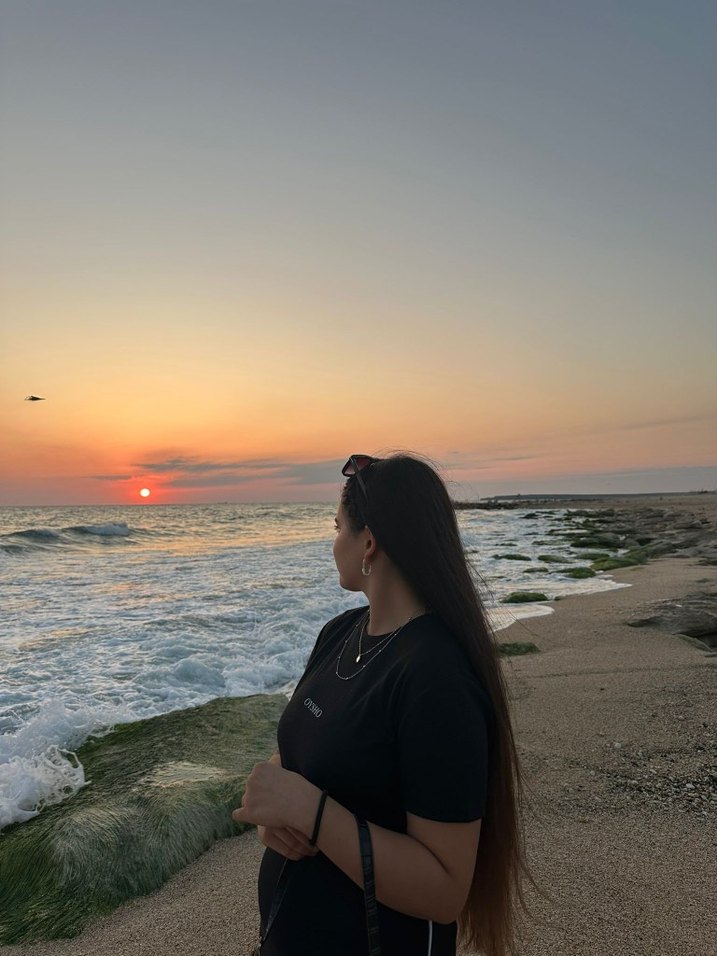 Siyah Midi Kadın Elbise, Kısa Kollu, Yüksek Yaka - Görsel 3