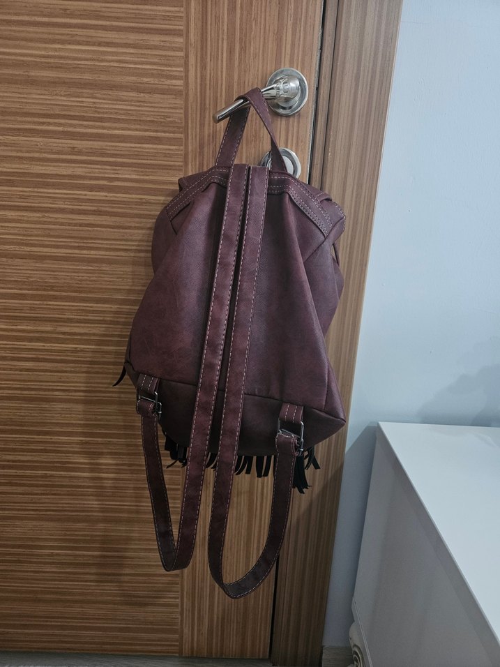 bordo püskül detaylı sırt çantası - Görsel 4