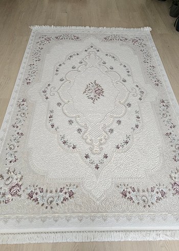 İşlemeli Beyaz Klasik Halı - Görsel 6