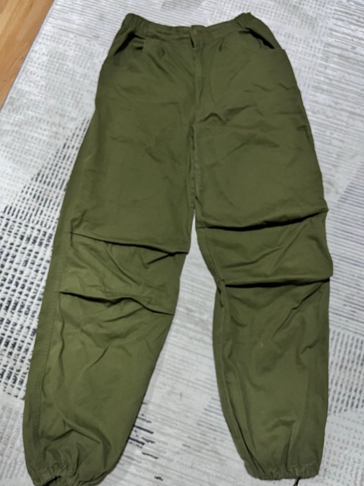 Kadın Haki Renk Fermuarlı Rahat Kesim Pantolon - Görsel 3