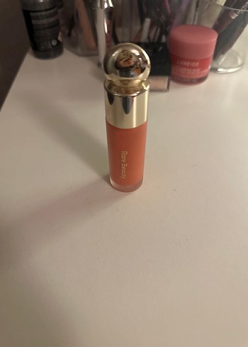 Rare Beauty Krem Likit Allık
