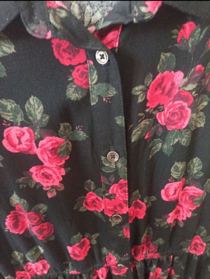 Çiçek Desenli Siyah Uzun Kollu elbise - Görsel 3