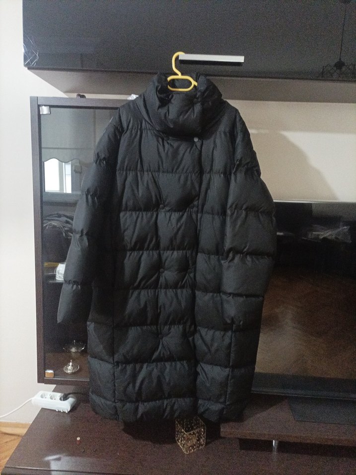 Düğmeli Siyah Kadın Uzun Kışlık Mont - Görsel 3