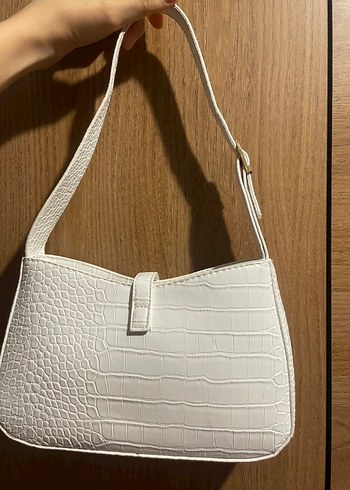Zara Beyaz Çanta