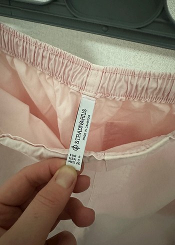 Stradivarius Pembe Rahat Kesim Kadın Kumaş Pantolon - Görsel 4