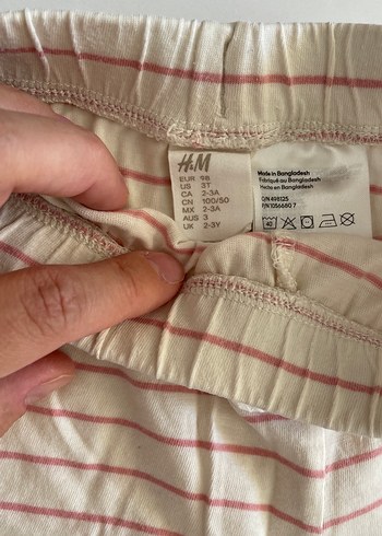 Çizgili Fırfırlı  Mini Şort - Görsel 3