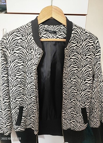 40 Beden siyah Renk Bomber ceket 