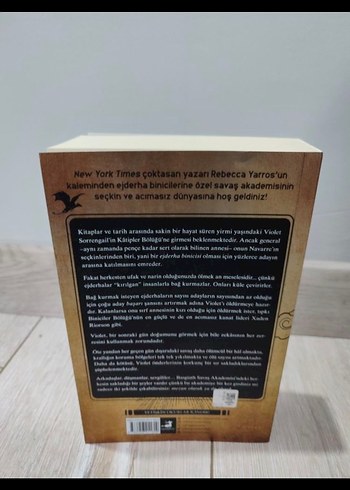 Dördüncü Kanat - Rebecca Yarros - Görsel 2