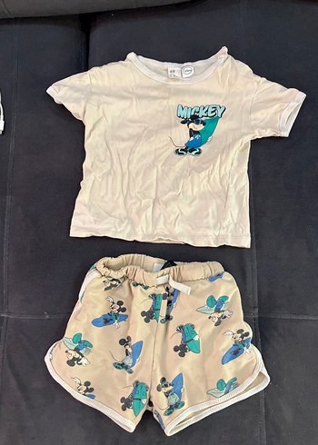 H&M Bebek Erkek Mickey Baskılı Kısa Kollu Takım