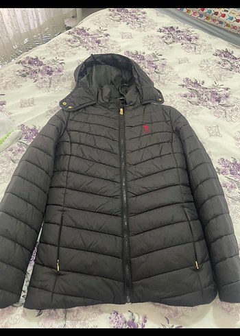 Siyah Fermuarlı Kadın Kışlık Mont