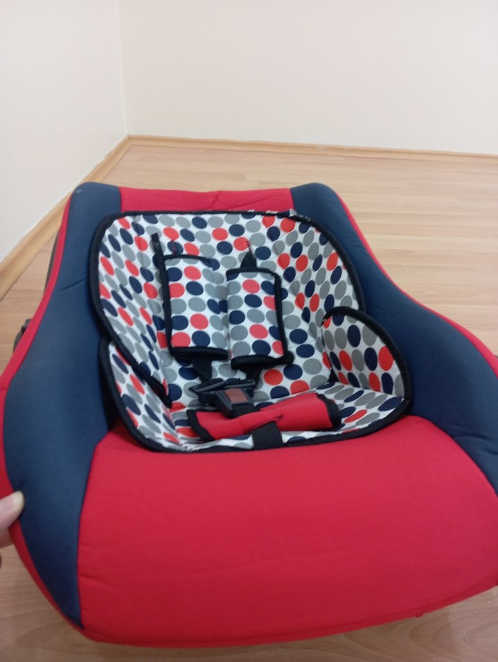 Renkli Desenli Bebek Oto Koltuğu Kırmızı - Görsel 3