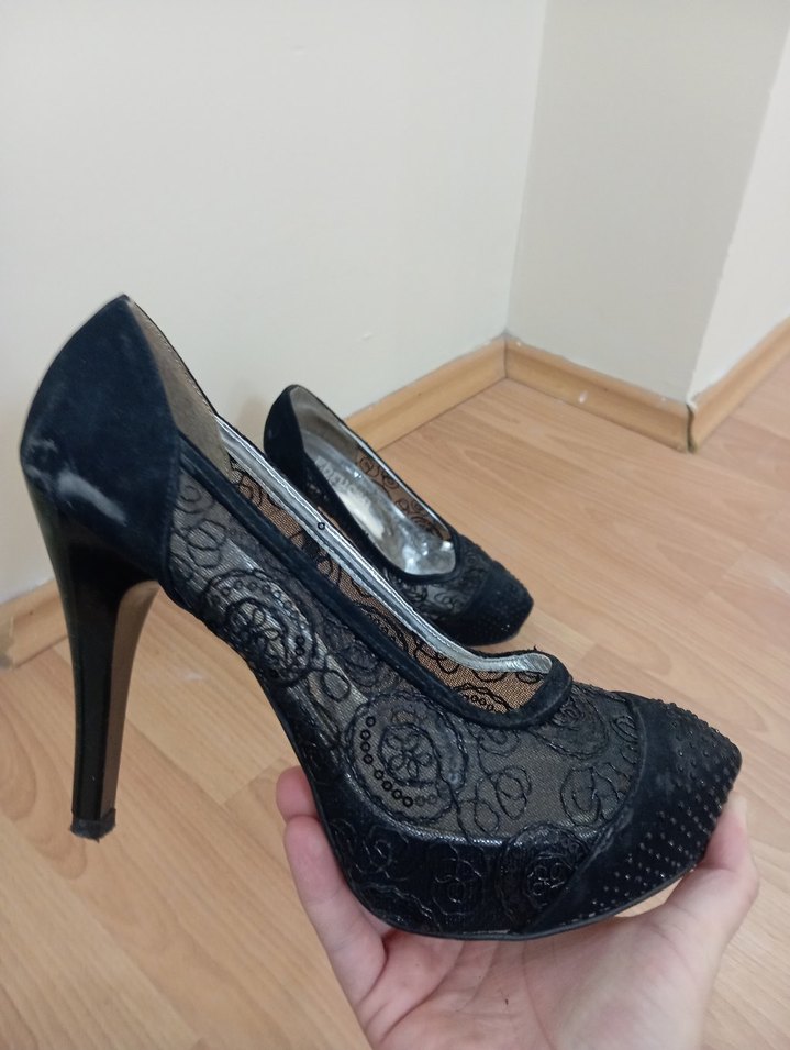 Dantel Detaylı Siyah Gotik Yüksek Topuklu Ayakkabı - Görsel 2