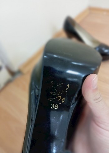 Siyah Parlak Yılan Desenli Stiletto - Görsel 3