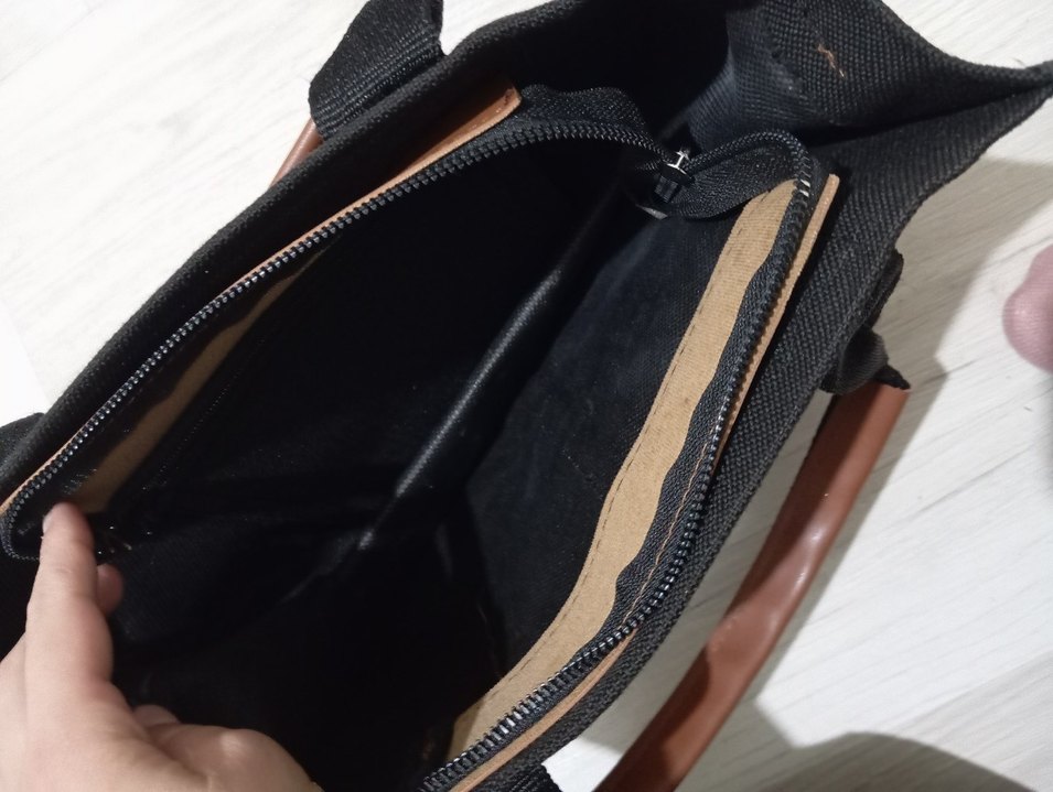 Deri Saplı Siyah Minimalist Kadın Çanta - Görsel 4