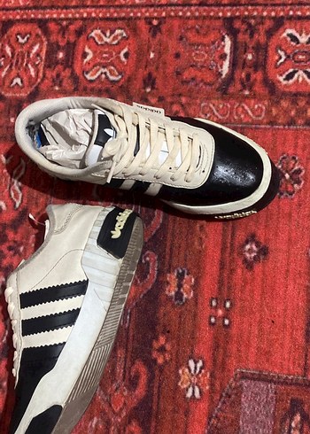 Kadın krem Zebra Desenli Adidas Spor Ayakkabı - Görsel 2