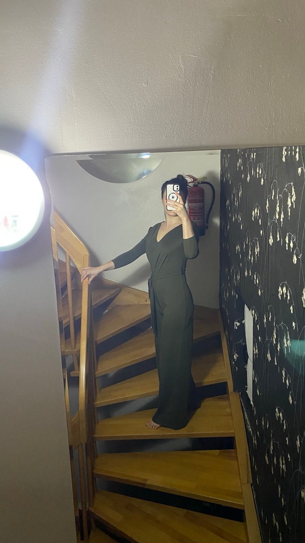 V Yaka Uzun Kollu Haki Kadın Tulum - Görsel 2