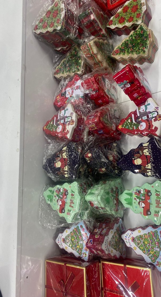 Renkli Yılbaşı Temalı Metal Kutu Seti - Görsel 2