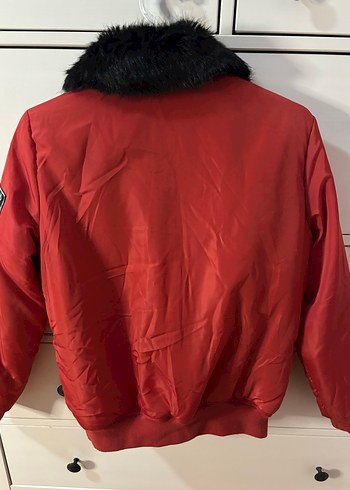 Kırmızı Kürk Detaylı Bomber Ceket - Görsel 5