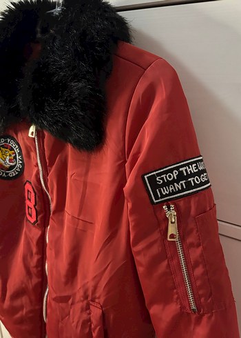 Kırmızı Kürk Detaylı Bomber Ceket - Görsel 3