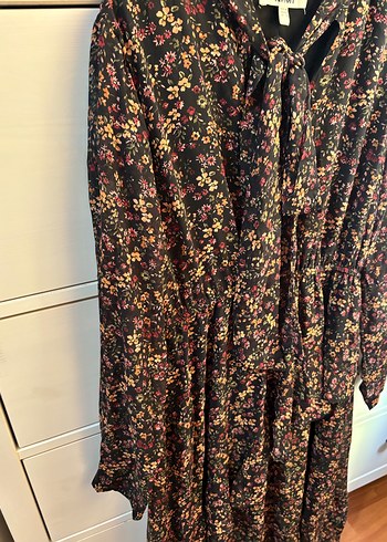 Çiçek Desenli Uzun Elbise - Görsel 4