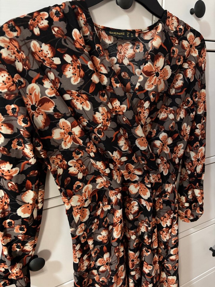 Kahverengi Çiçek Desenli Bohem Elbise - Görsel 2