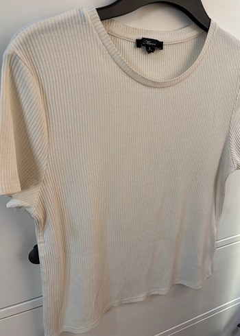 Kadın Beyaz Kısa Kollu Fitilli Tişört - Görsel 3