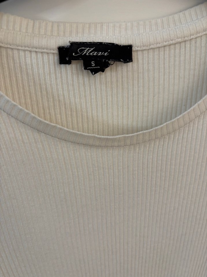 Kadın Beyaz Kısa Kollu Fitilli Tişört - Görsel 2