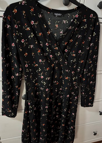 Çiçek Desenli Siyah Midi Elbise - Görsel 2