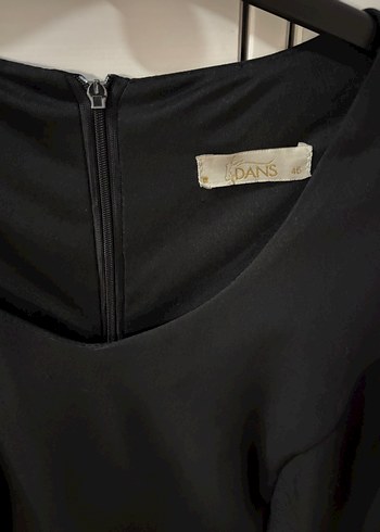 Siyah V Yakalı Gotik Drapeli Kadın Bluz - Görsel 2